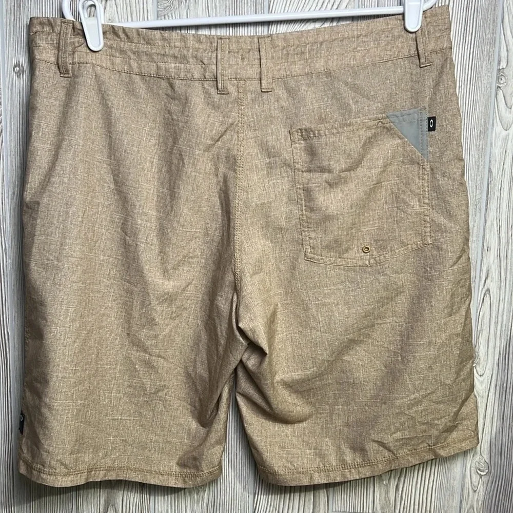 Men's Oakley Swim Trunks Size 36